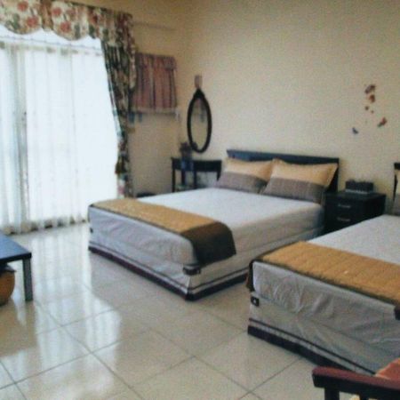Chulu Wenxin Xiao Zhan Homestay Extérieur photo