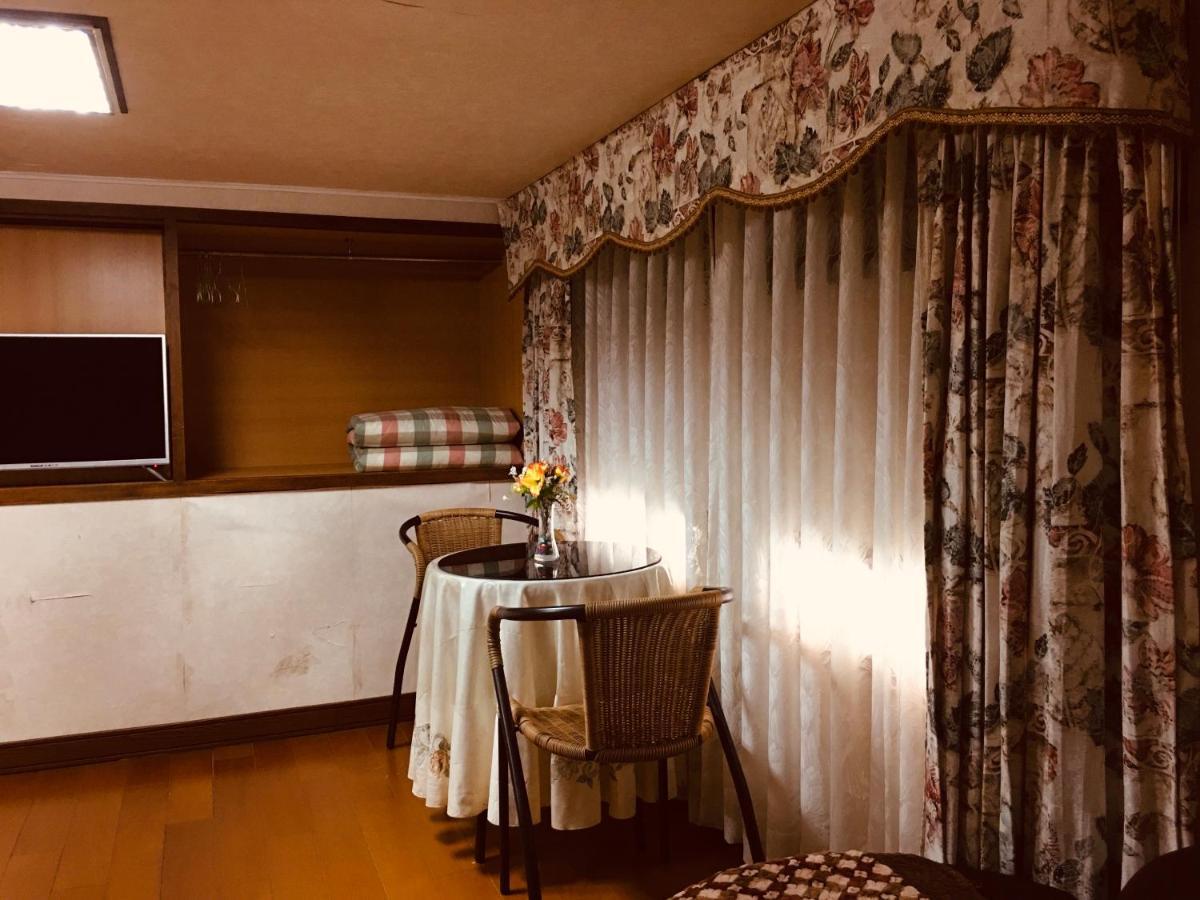 Chulu Wenxin Xiao Zhan Homestay Extérieur photo